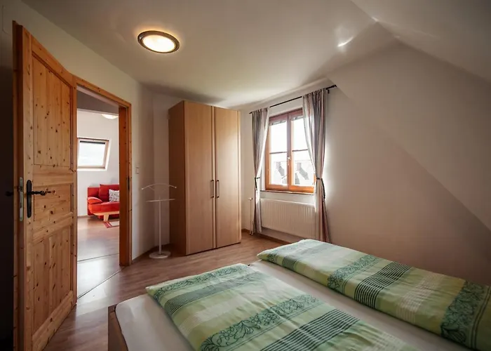 Winzerhof & Gaestehaus Bernhard Homestay