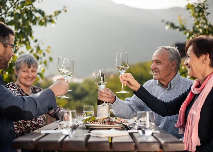 Homestay Winzerhof & Gaestehaus Bernhard