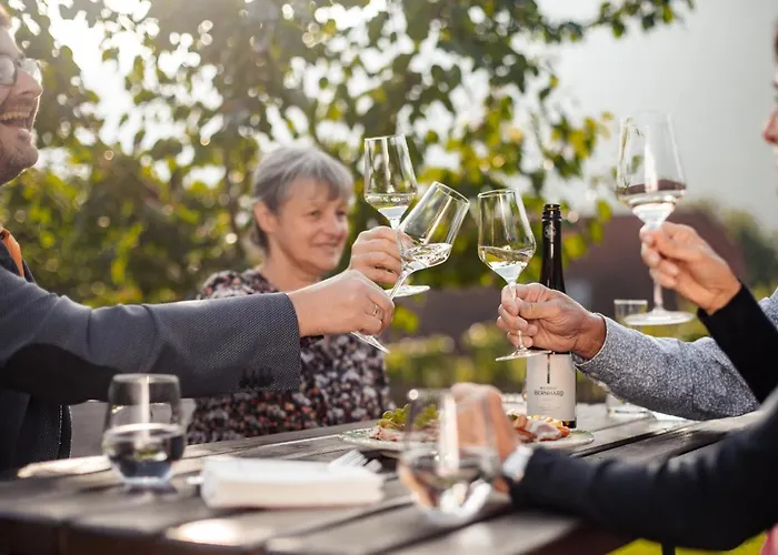 Homestay Winzerhof & Gaestehaus Bernhard