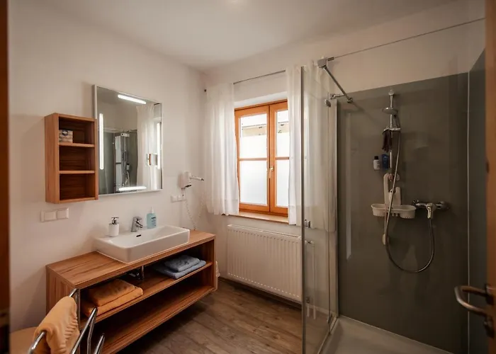 Winzerhof & Gaestehaus Bernhard Homestay