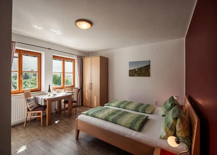 Winzerhof & Gaestehaus Bernhard